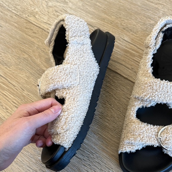 ZARA /  Sherpa Sandals w/ Velcro Back Strap - Picture 7 of 10